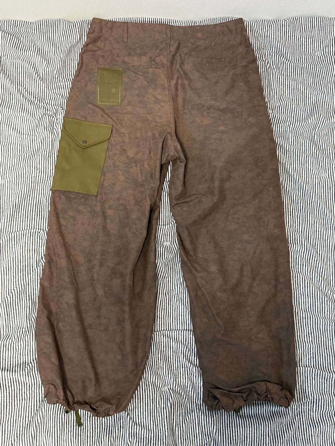 텐씨 어웨이크 뉴욕 콜라보 팬츠 M 상품이미지2