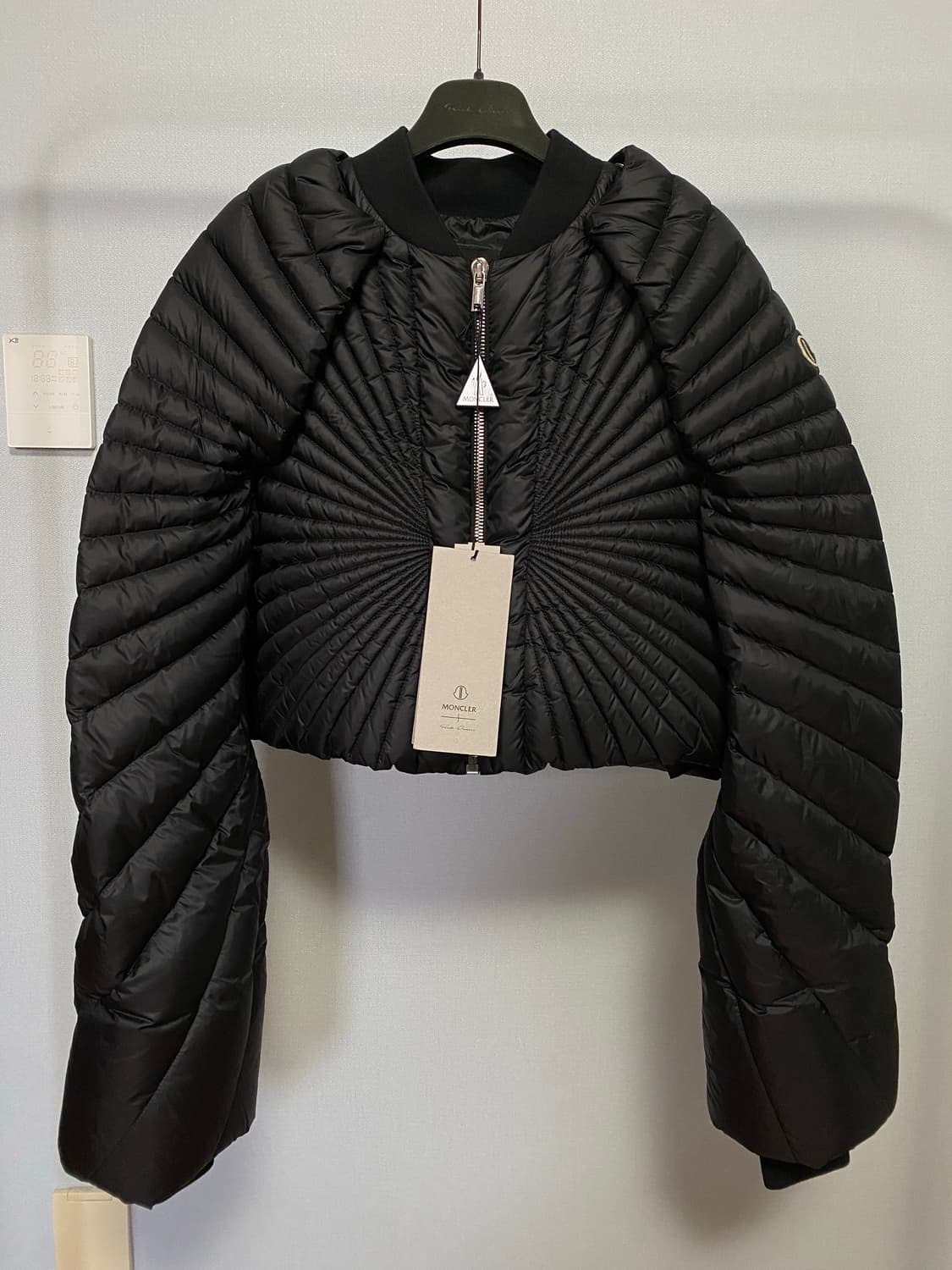 [2] 몽클레어 몽클레르 릭오웬스 레디언스 컨버터블 쇼트 다운 자켓 상품이미지2