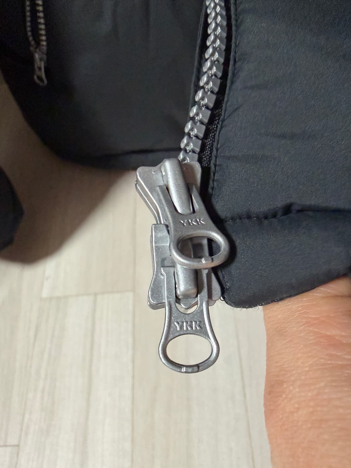 고샤 아디다스 패딩 S 블랙 상품이미지7