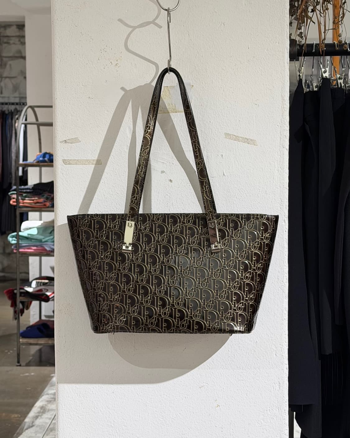 크리스찬 디올 오블리크 패턴 에나멜 레더 숄더백 상품이미지2