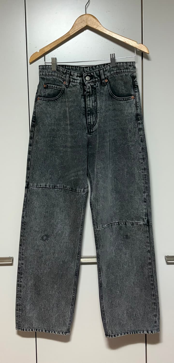 마르지엘라 MM6 패널 워싱 진 (워시블랙/그레이) 상품이미지1