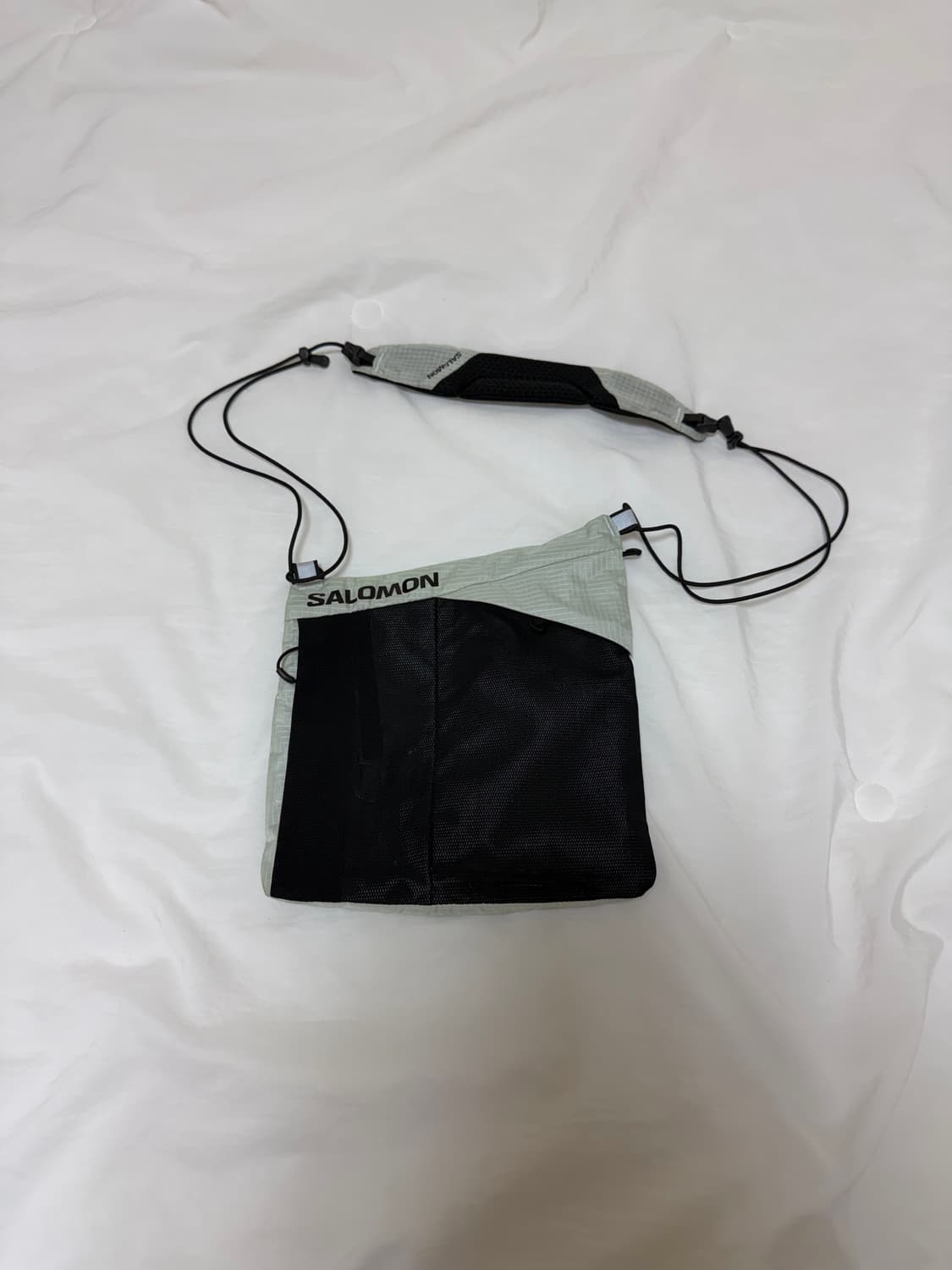 살로몬 ACS 2 크로스바디백 메탈 (크로스백) 상품이미지1