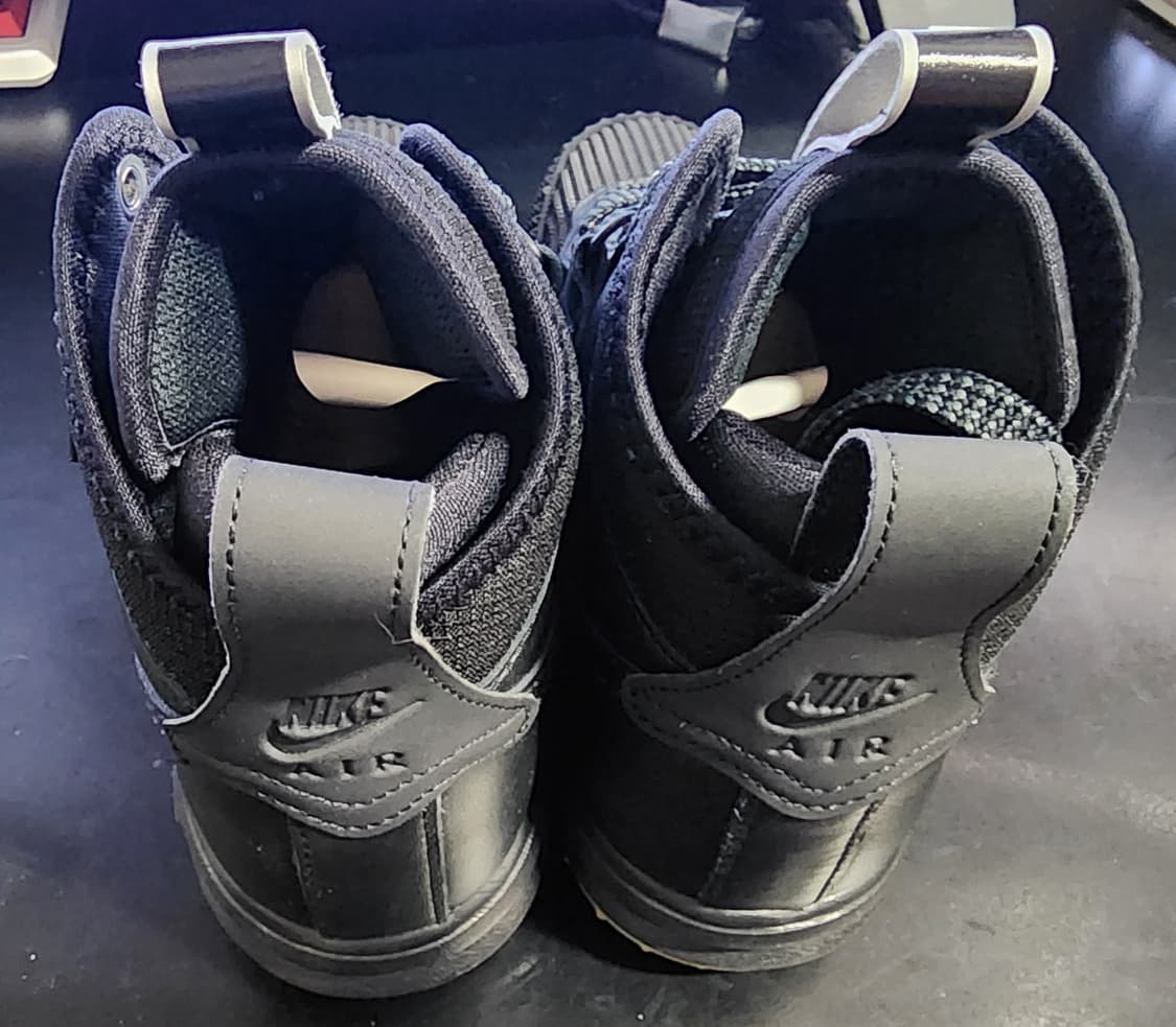 [255] 나이키 루나 포스1 덕부츠 블랙 팝니다 상품이미지5