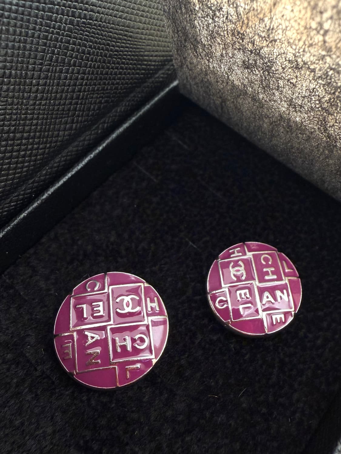 2021p / 샤넬 정품 버튼 리싸이클 이어링 상품이미지8