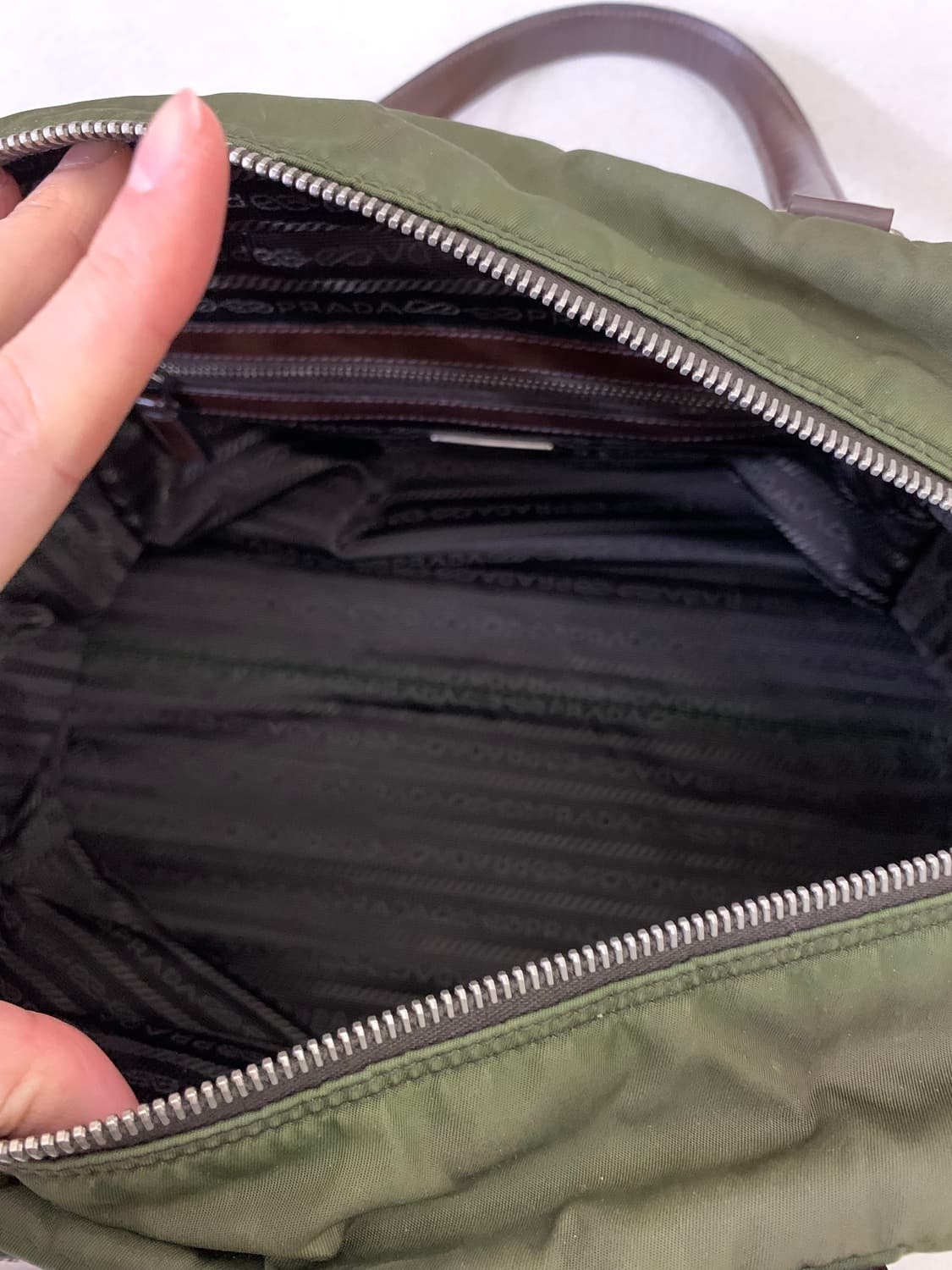 프라다 테수토 나일론 보스턴 백 상품이미지8