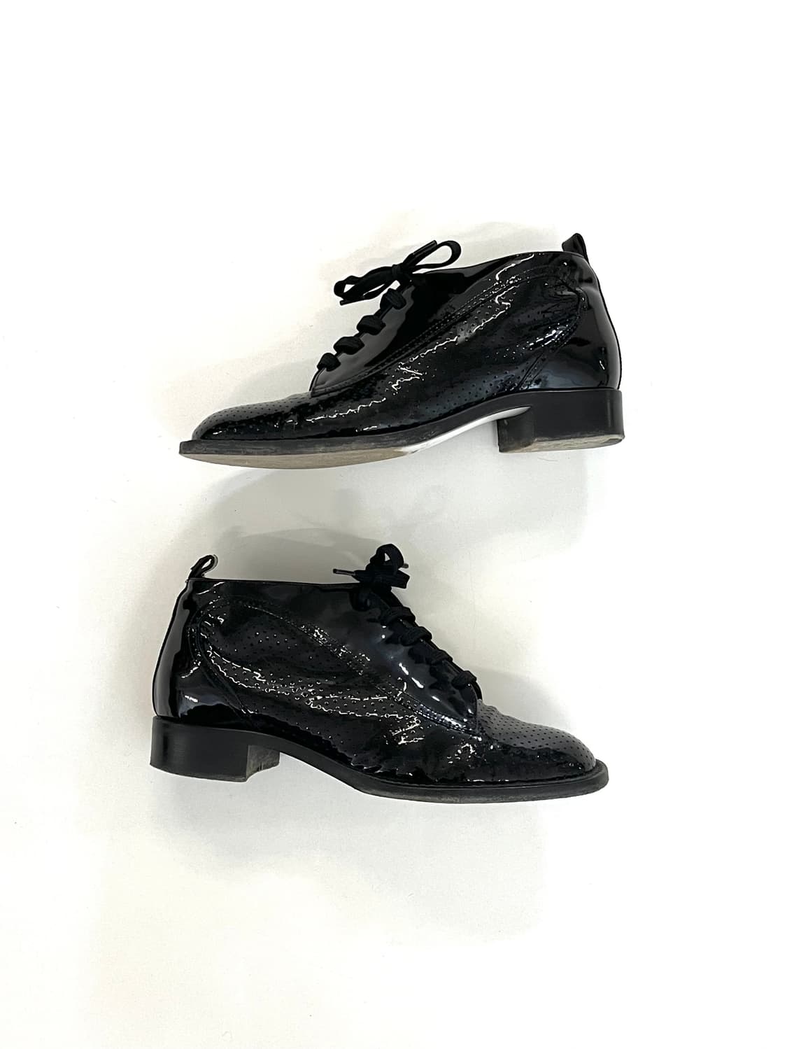 샤넬 페이던트 레더 드레스 부츠 상품이미지4