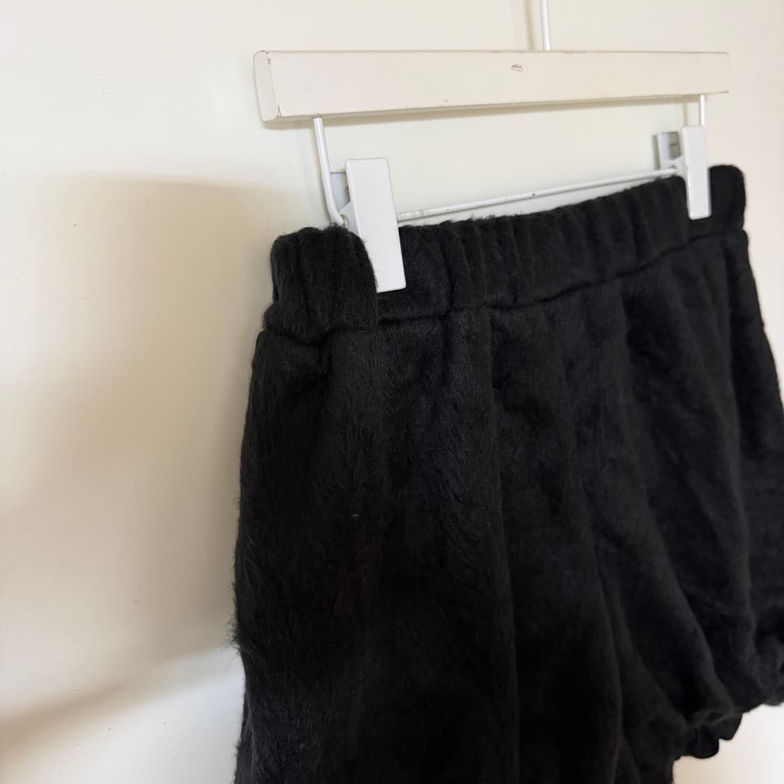 새상품 여자 모헤어 펌킨 반바지 (블랙) 상품이미지3