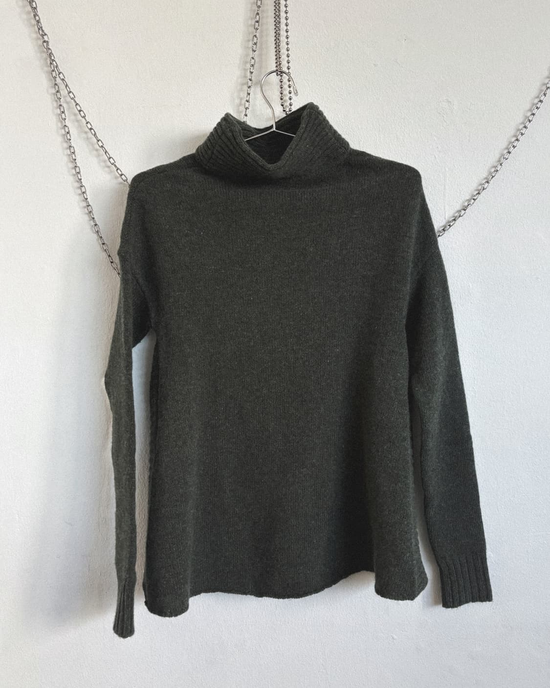 발렌시아가 게스키에르 하이넥 드레이프 플레어 니트 상품이미지5