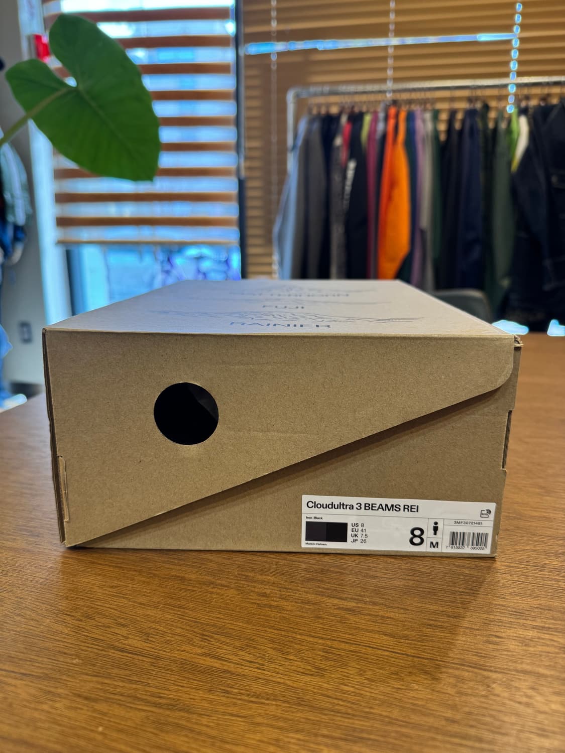 [260mm] 온러닝 x 빔즈 x 레이 클라우드 울트라3 아이언블랙 상품이미지9