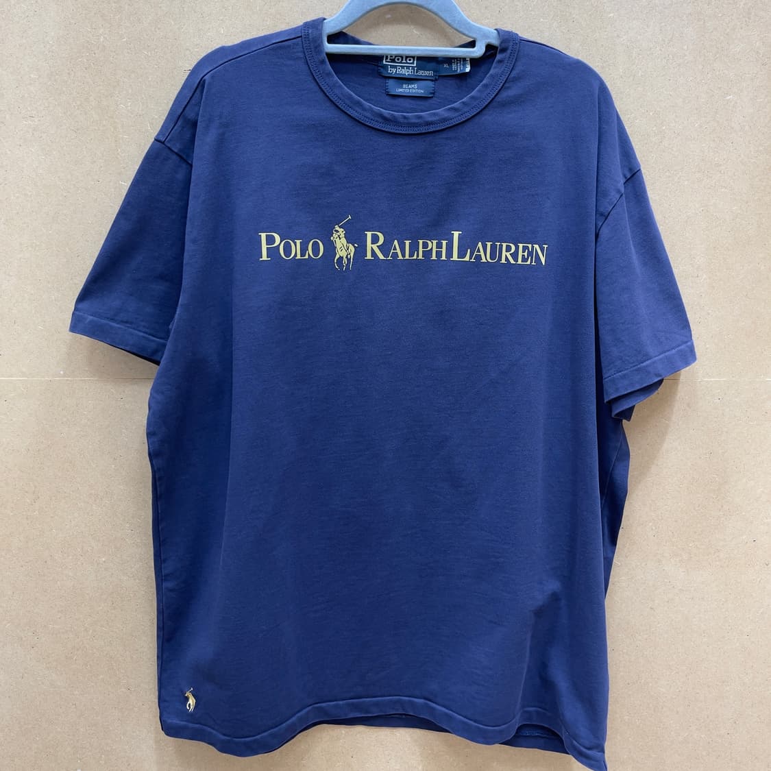 폴로랄프로렌 x 빔즈 네이비 앤 골드 로고 반팔 티셔츠 상품이미지1