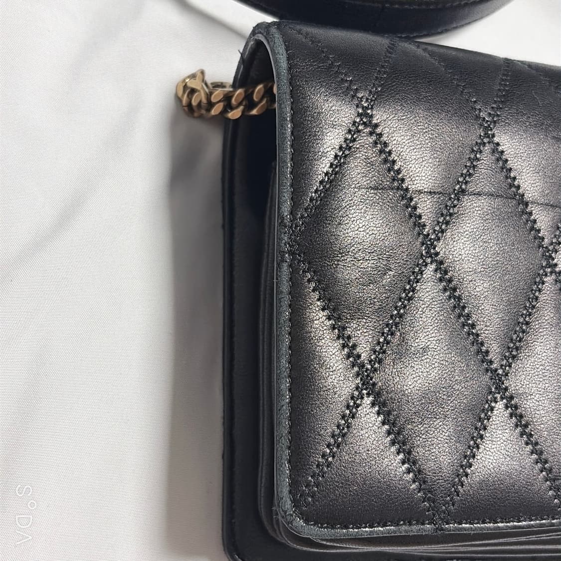 생로랑 블랙 퀼팅 체인 크로스백 상품이미지3