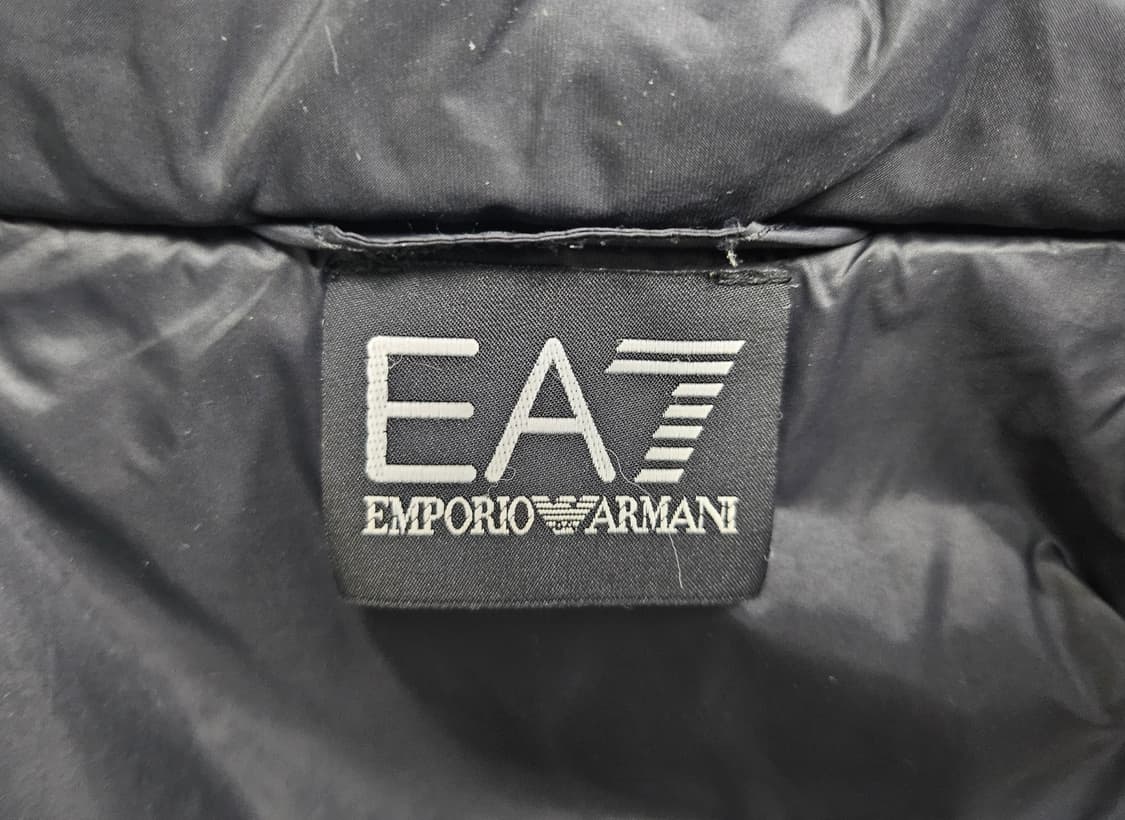 엠포리오아르마니 여성패딩 66 후드 경량패딩 AD05 상품이미지3