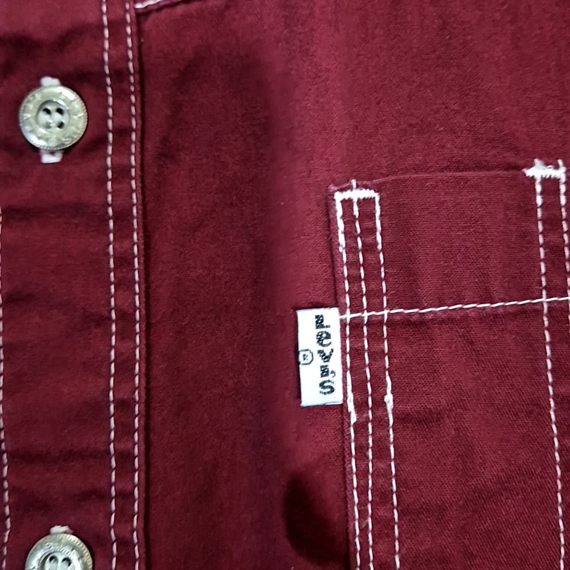 리바이스 화이트탭 셔츠 상품이미지3