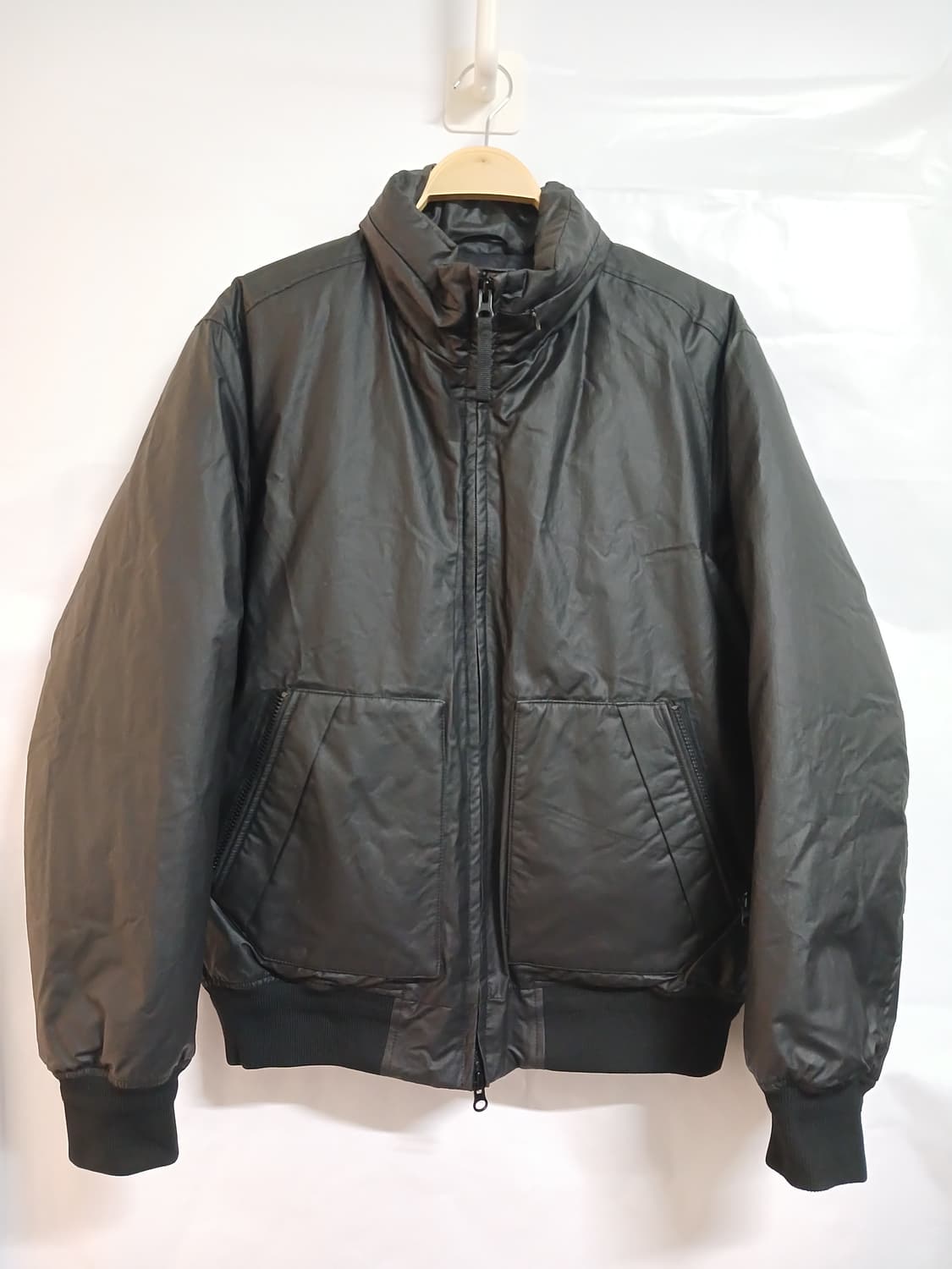 (M,100)인터메조 흑청 구스봄버다운 상품이미지1