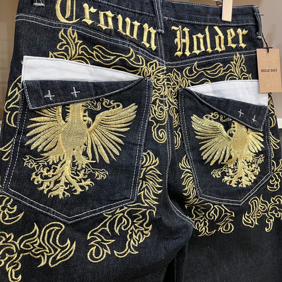 크라운 홀더 금장 자수 블랙 데님 팬츠 32 상품이미지5