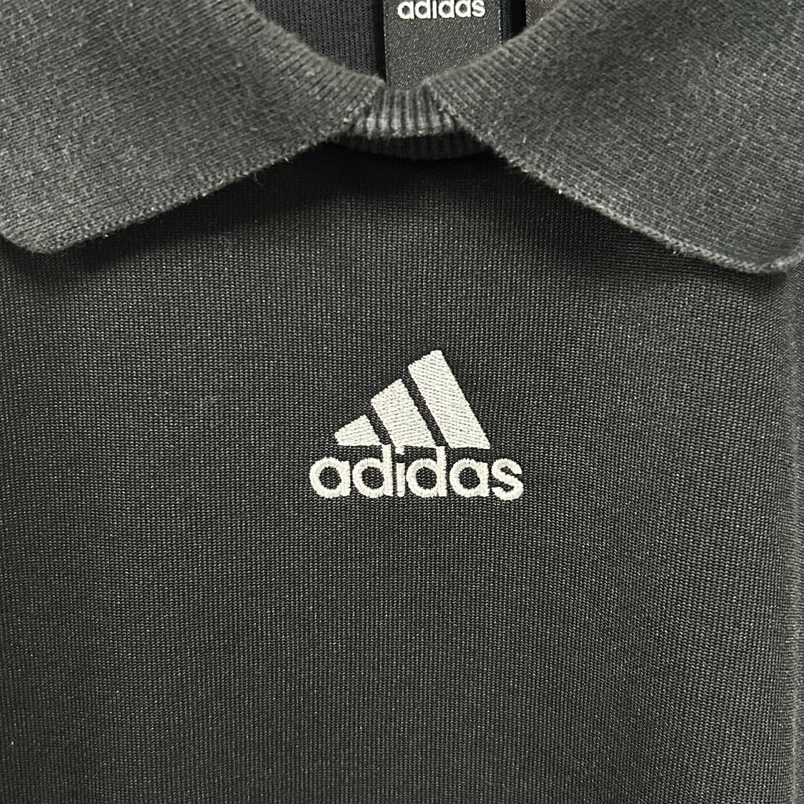 아디다스 자수로고 익스프레스 크롭 스웨트셔츠 블랙 상품이미지4