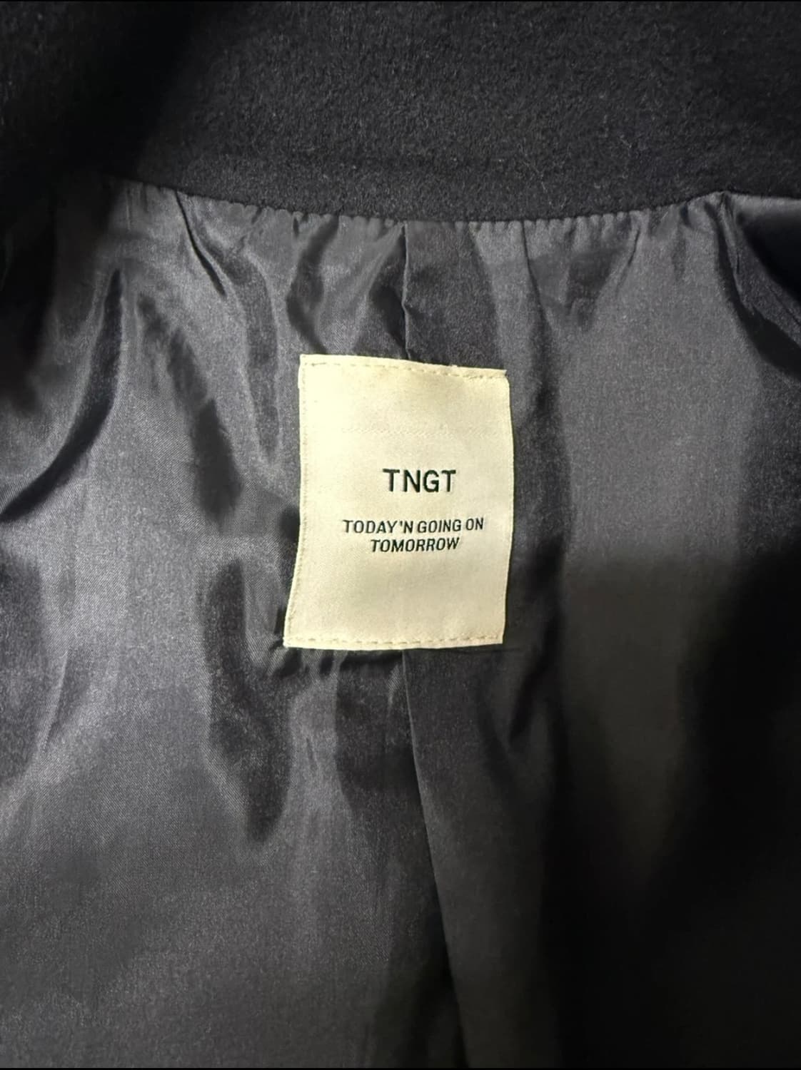 TNGT 블랙 모 코트 상품이미지3