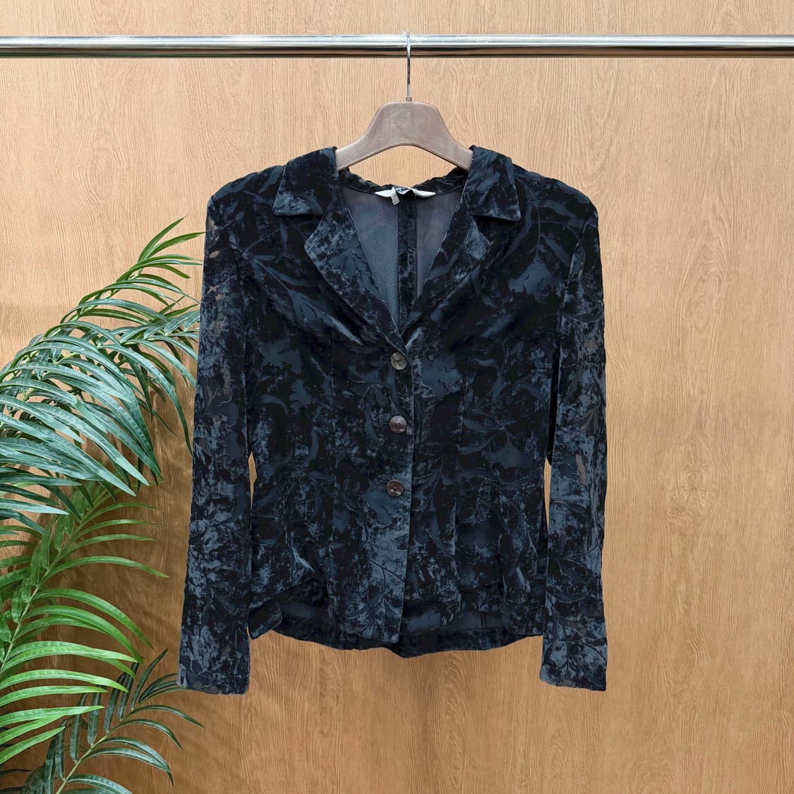 막스마라 스포트막스 테일러드 자켓 벨벳 텍스퍼 플로럴 패턴 디테일 블랙 상품이미지1