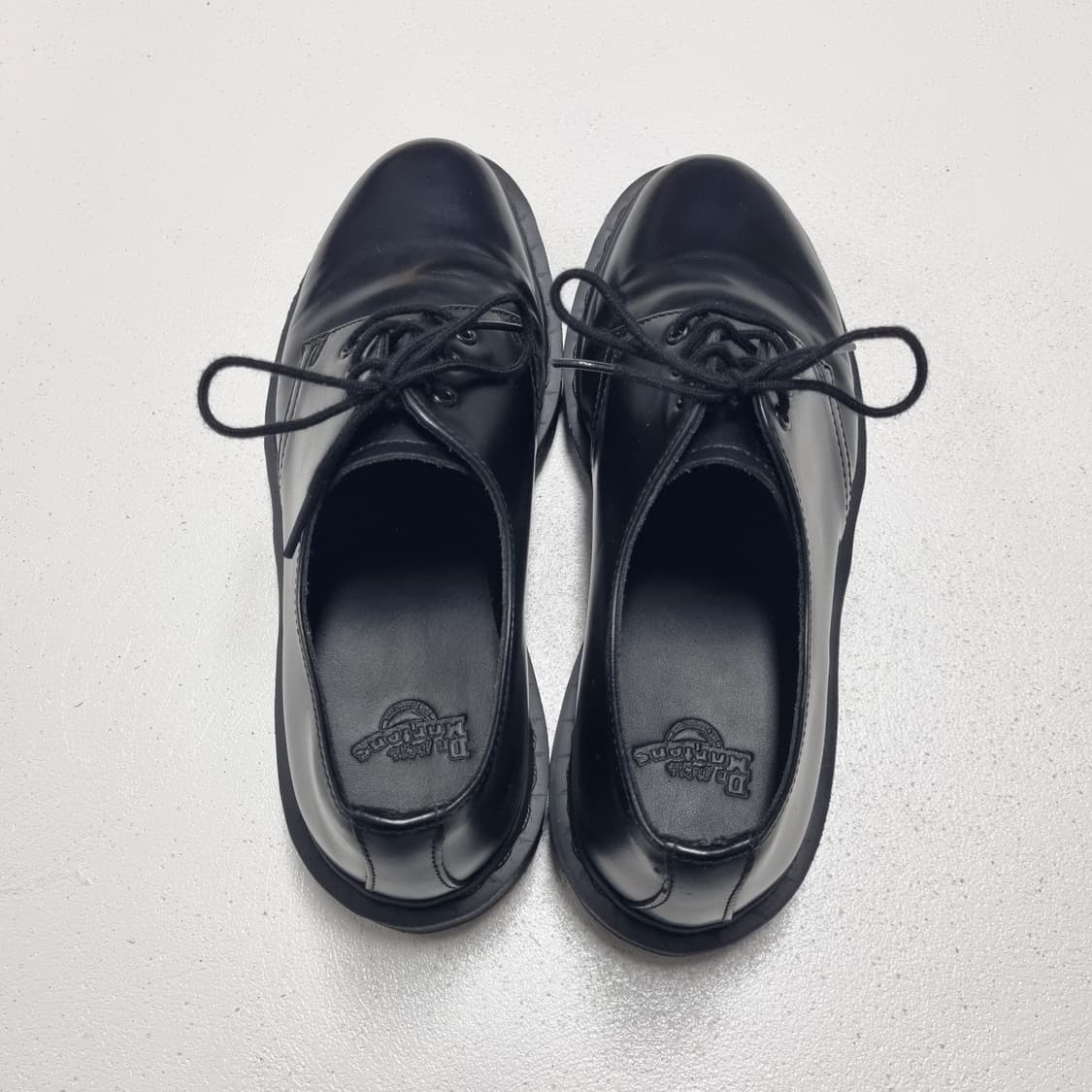 닥터마틴 1461 모노 블랙 - 250 (US7)  DR.MARTENS 상품이미지6