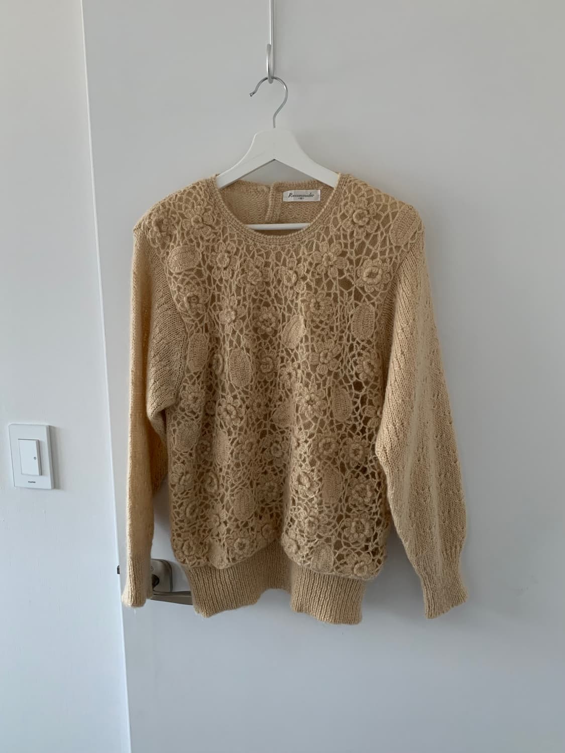 버터 플라워 니트 상품이미지1