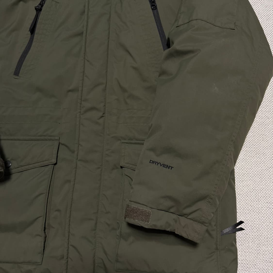 노스페이스 드라이벤트 카키 다운 패딩 자켓 상품이미지3