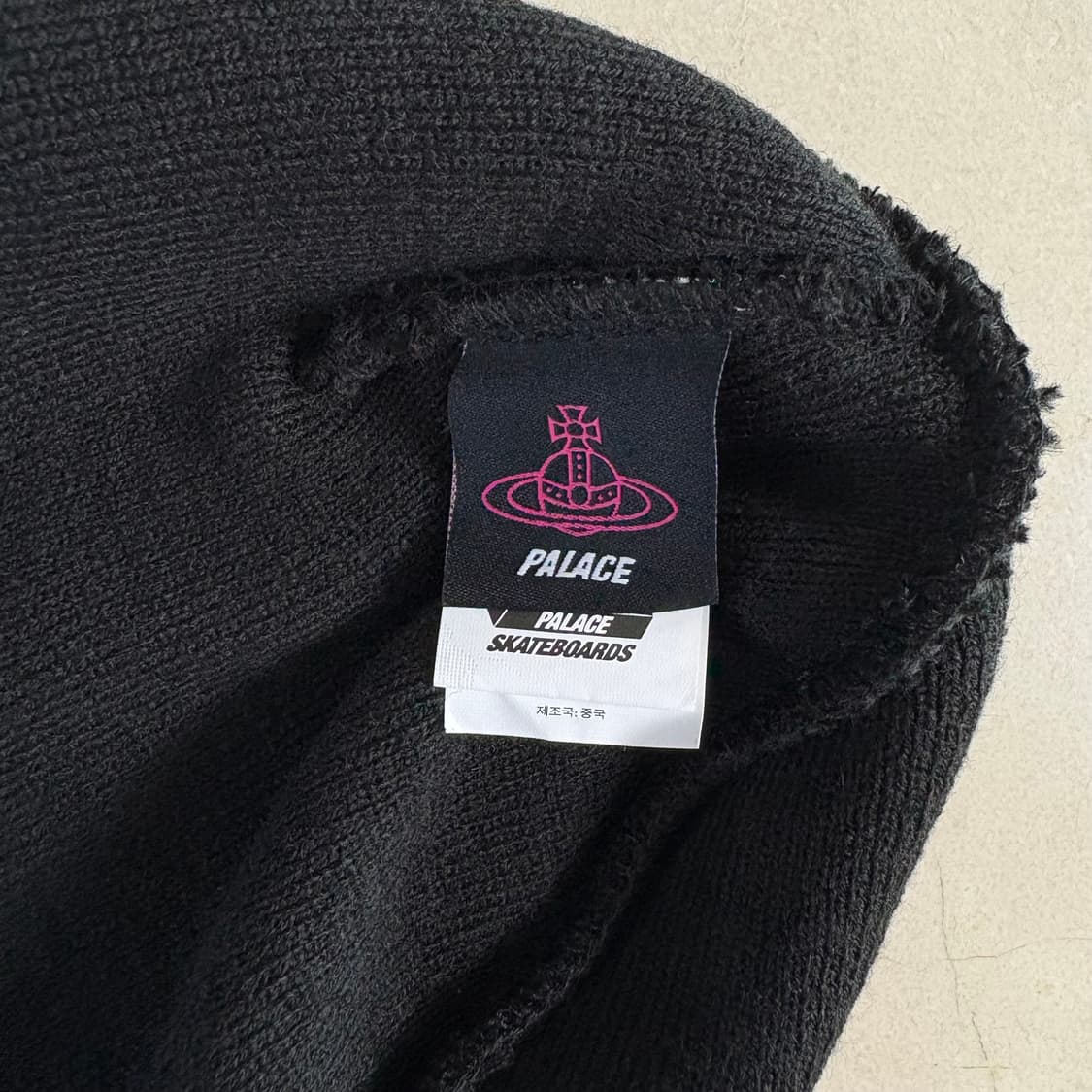 Palace x Viviennewestwood Jersey Beanie 상품이미지3
