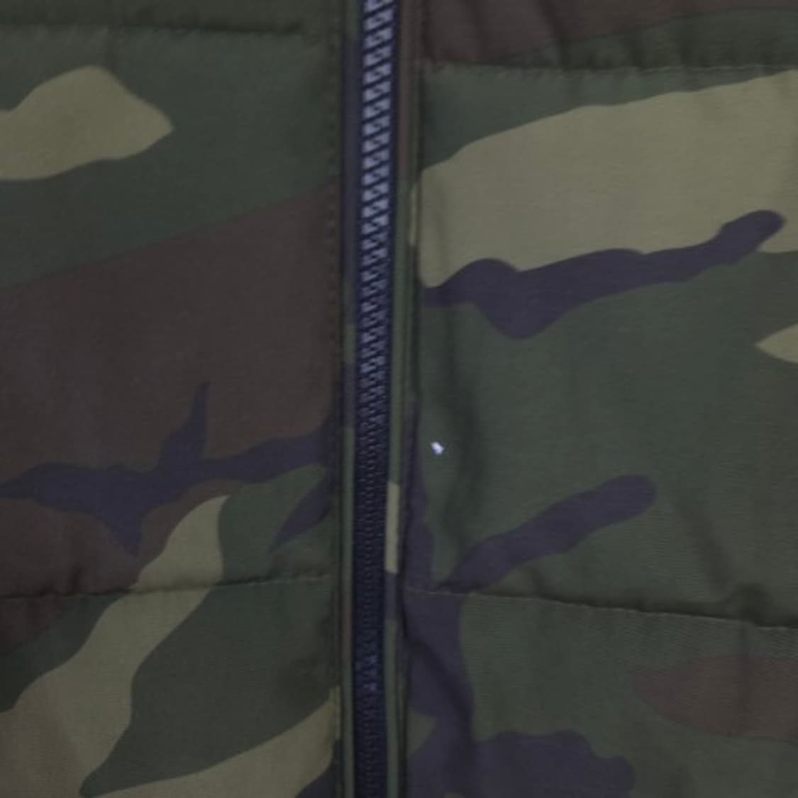 남여55 디자인유나이티드 카모 패딩조끼 상품이미지2