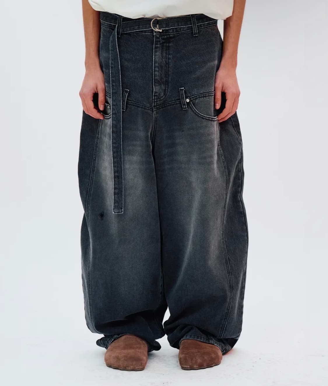 IEY 이에이 - DOUBLE OVERSIZE DENIM Black 상품이미지1