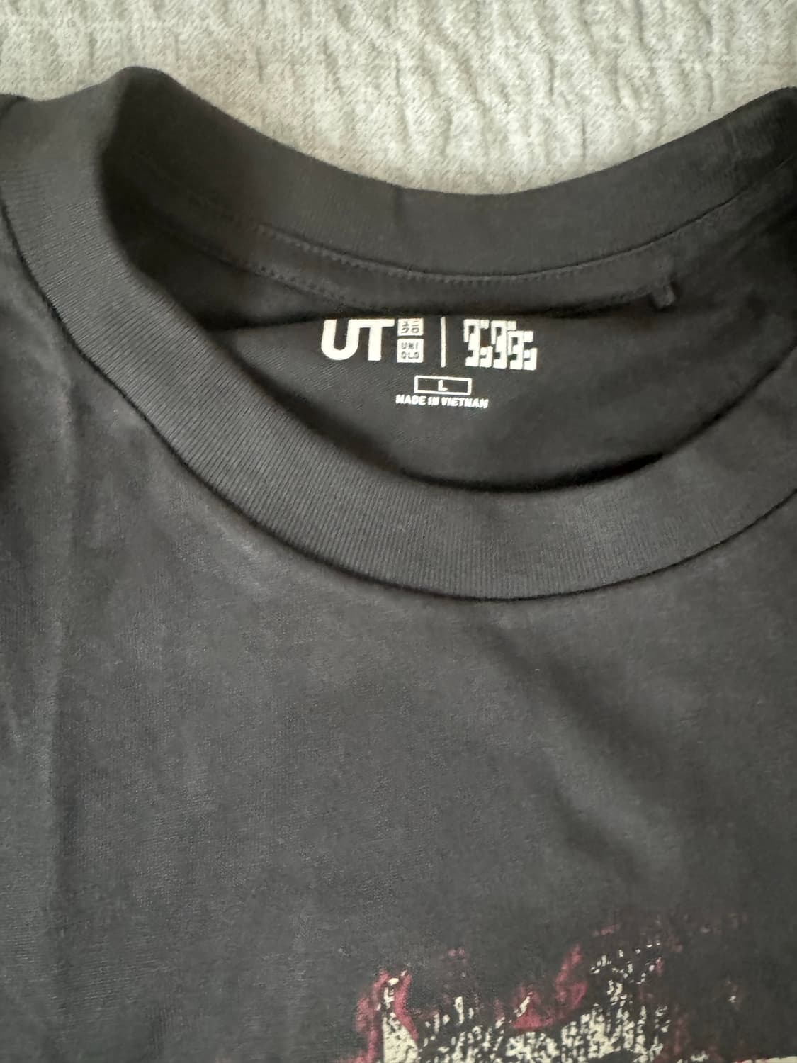 단다단 유니클로 유티 반팔 티셔츠 상품이미지3