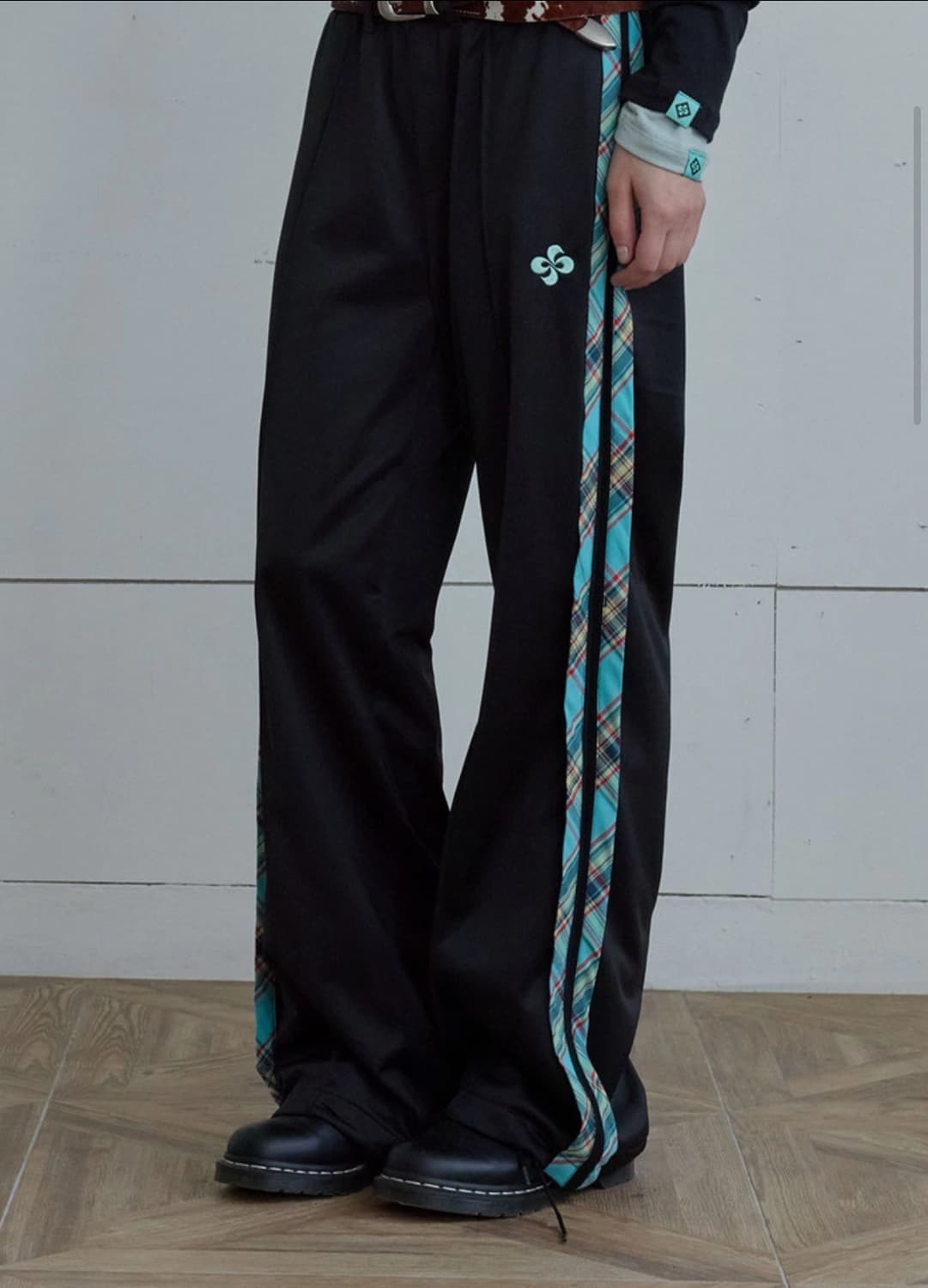 헤레틱 체크 트랙 팬츠 상품이미지1