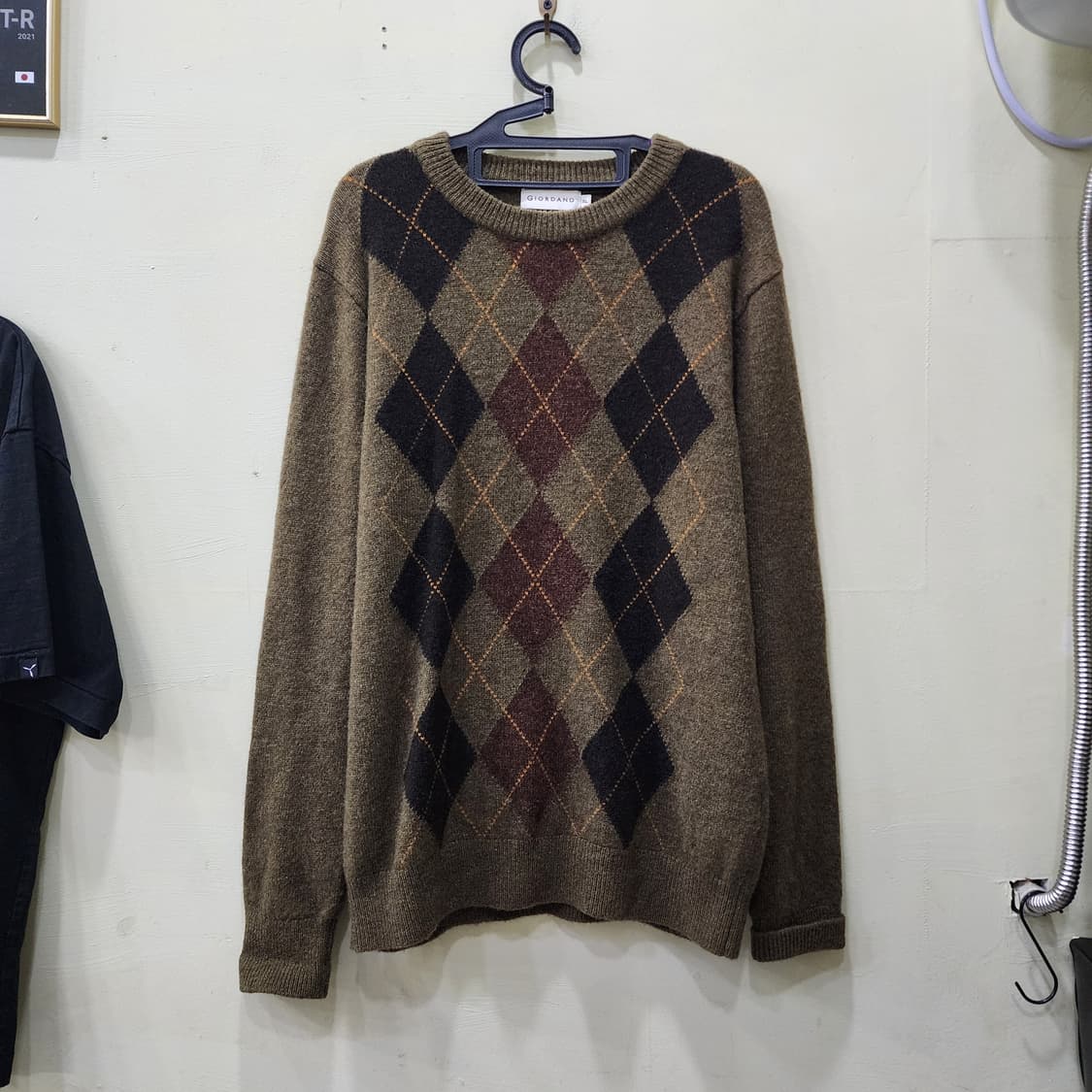 [105] GIORDANO 아가일 니트 스웨터 상품이미지1