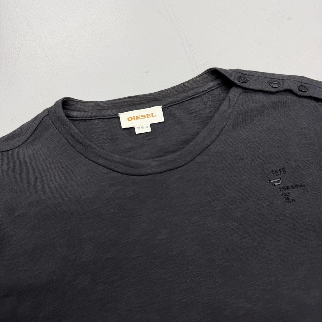 디젤 Y2K 밀리터리 롱슬리브 상품이미지3