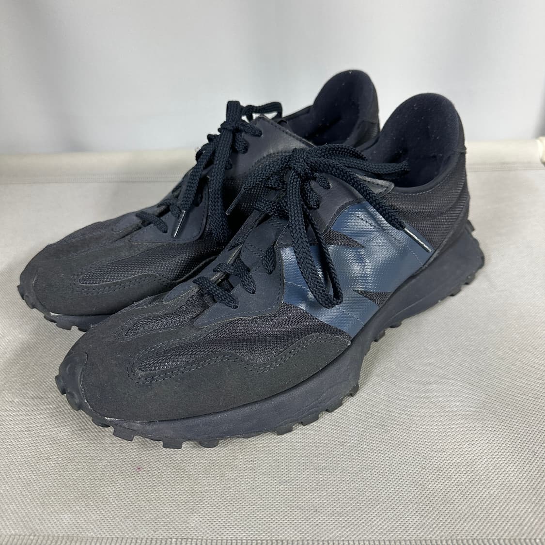 뉴발란스 327 네이비 상품이미지1