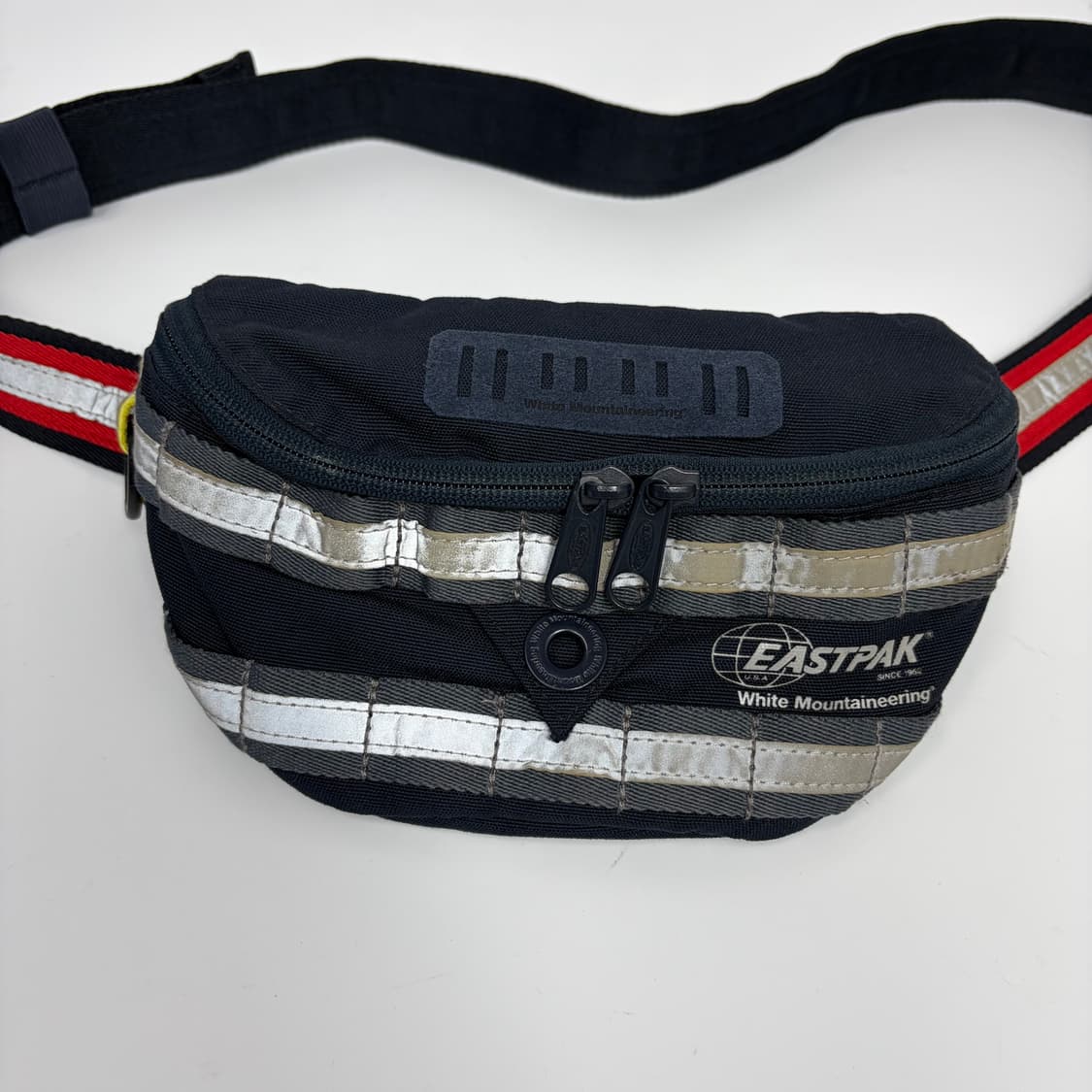 이스트팩 화이트마운티니어링 힙색 웨이스트백 가방 상품이미지3