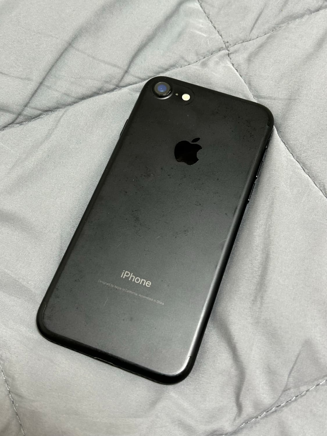 아이폰 7 매트블랙 128gb 상품이미지1