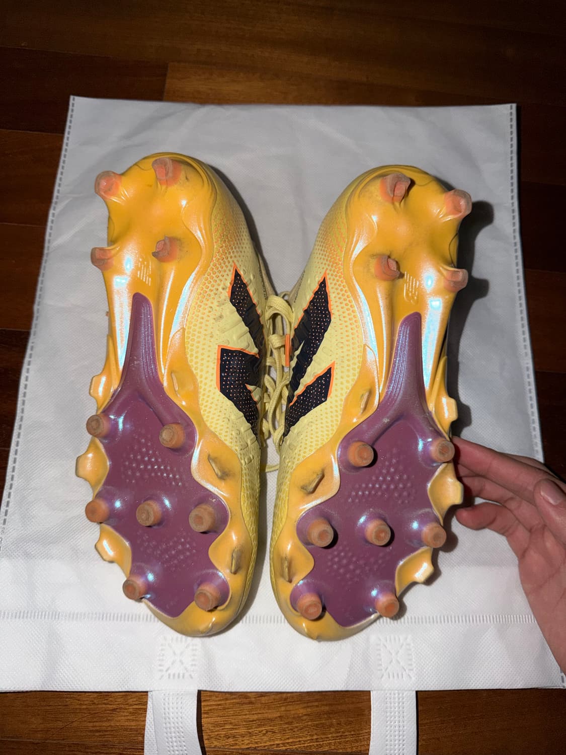 뉴발란스 축구화 상품이미지2