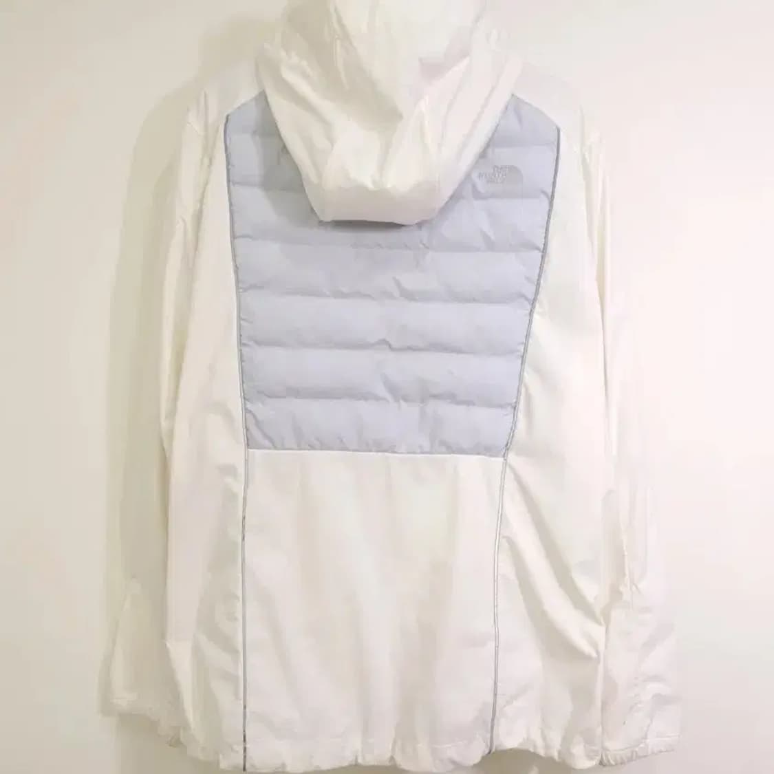 노스페이스 경량 패딩 자켓 상품이미지5