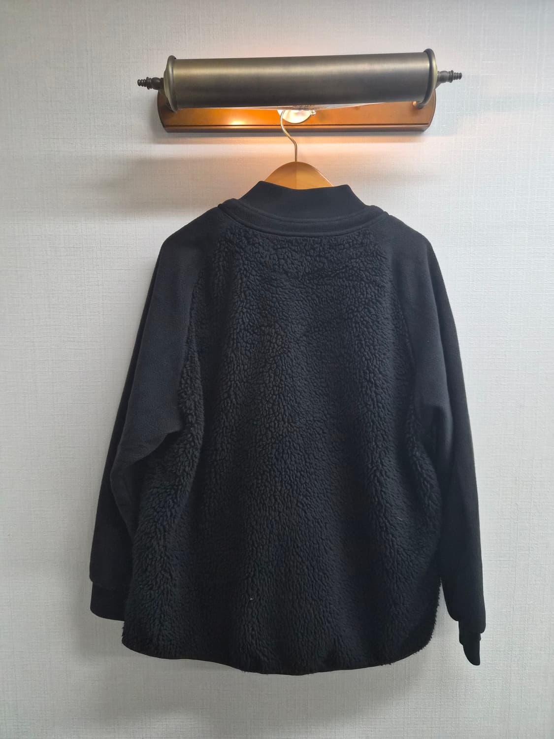 XL) 유니클로 x 화이트 마운티리어닝 후리스 점퍼 팝니다 상품이미지2