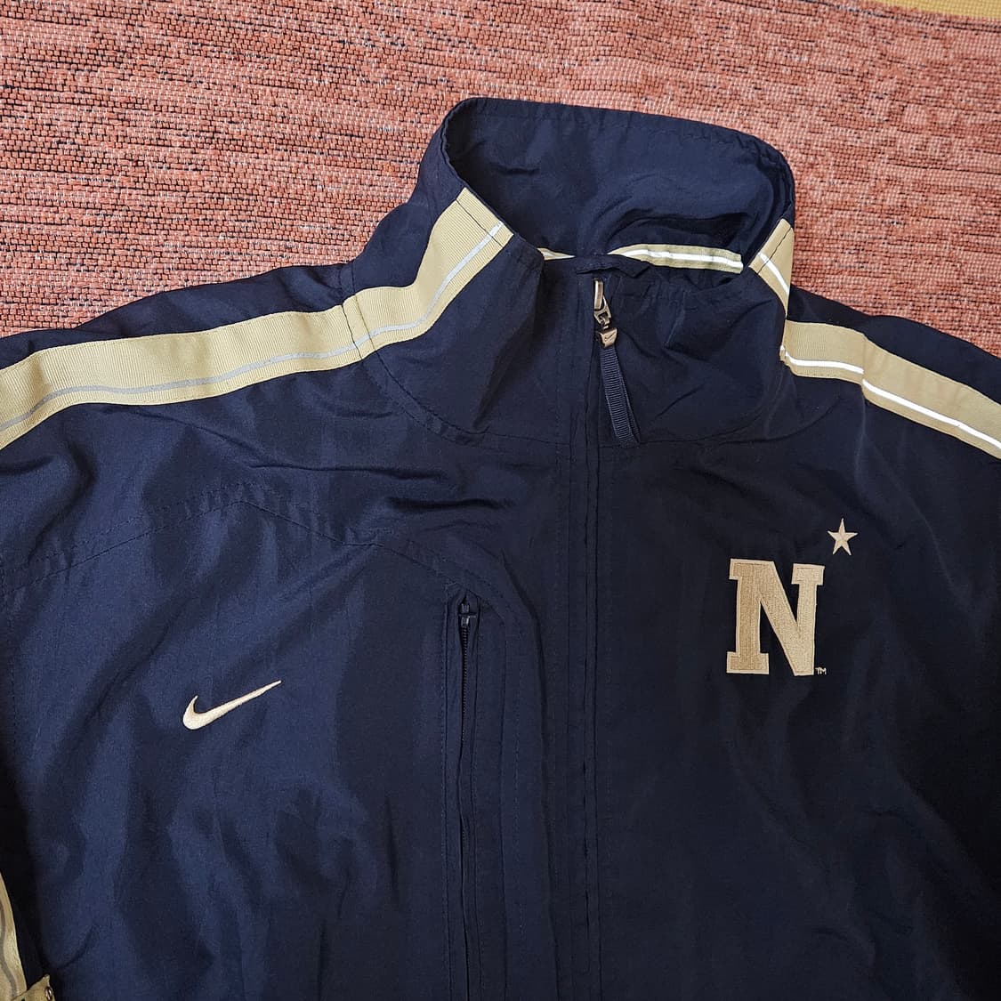 나이키 미해군 지급용 윈드브레이커 상품이미지2