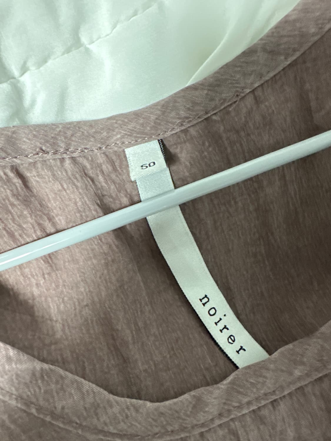 노이어 비스코스 u넥 슬리브리스 셔츠 (버건디) 상품이미지4