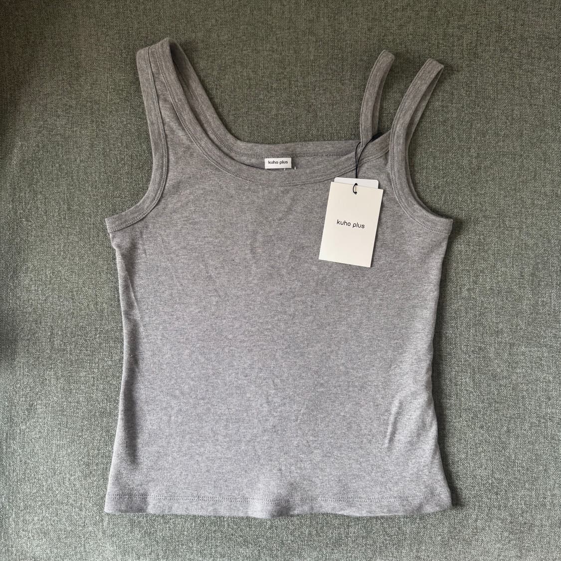 구호플러스 Unbalance Sleeveless Top 상품이미지1