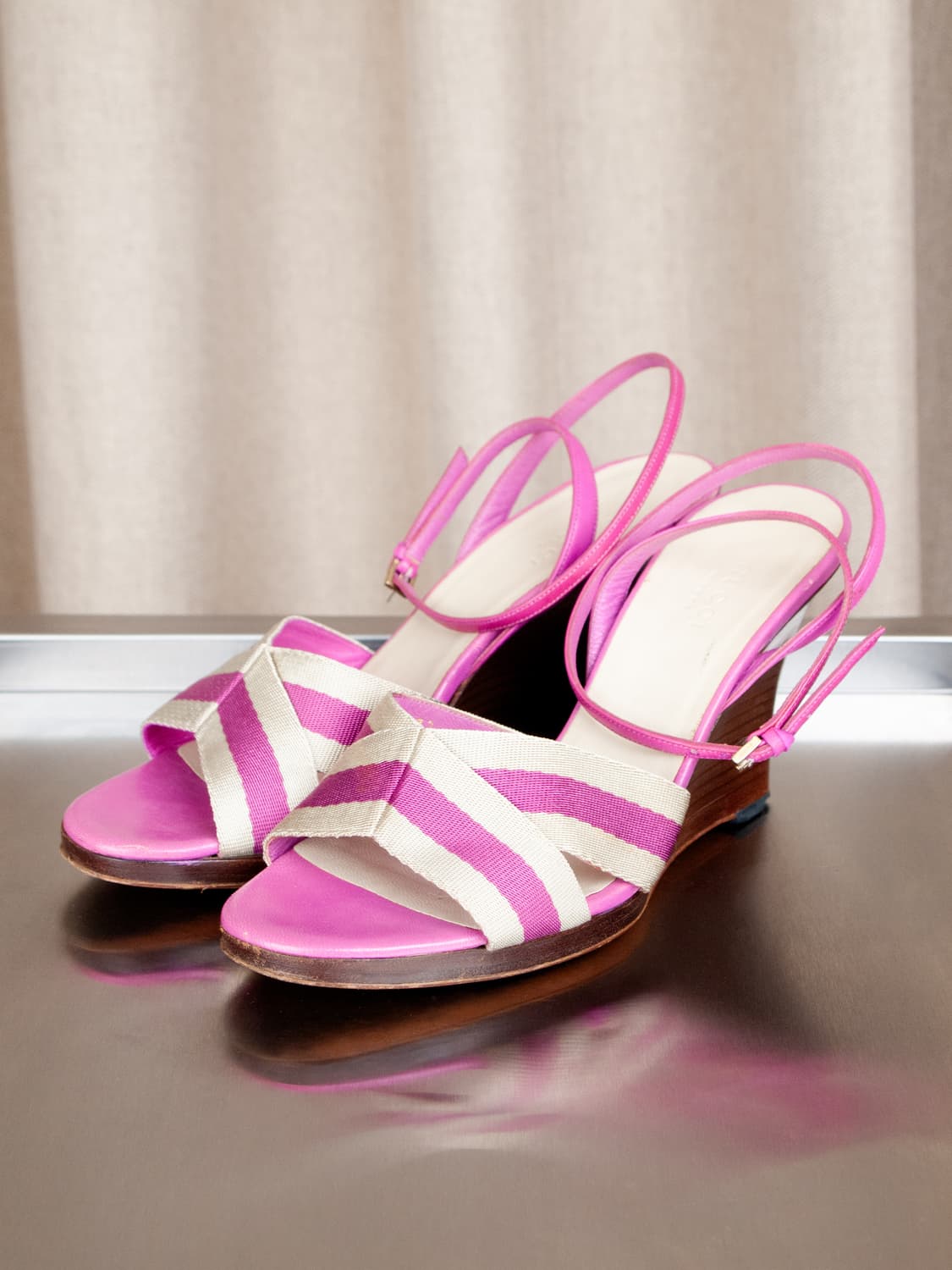 Strap Wedge Heel Shoes  상품이미지1