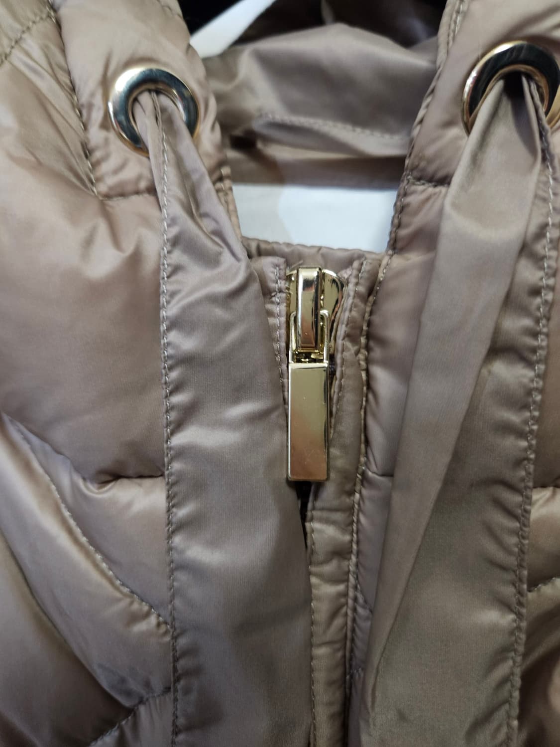 it40) 막스마라 Max Mara 더 큐브 트레질 카멜 롱패딩 베스트  상품이미지3