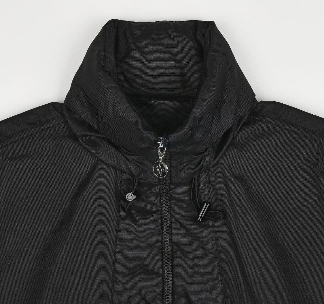 [S급] (W) 몽클레르 헤마르 윈드브레이커 블랙 판매합니다!!! 상품이미지4