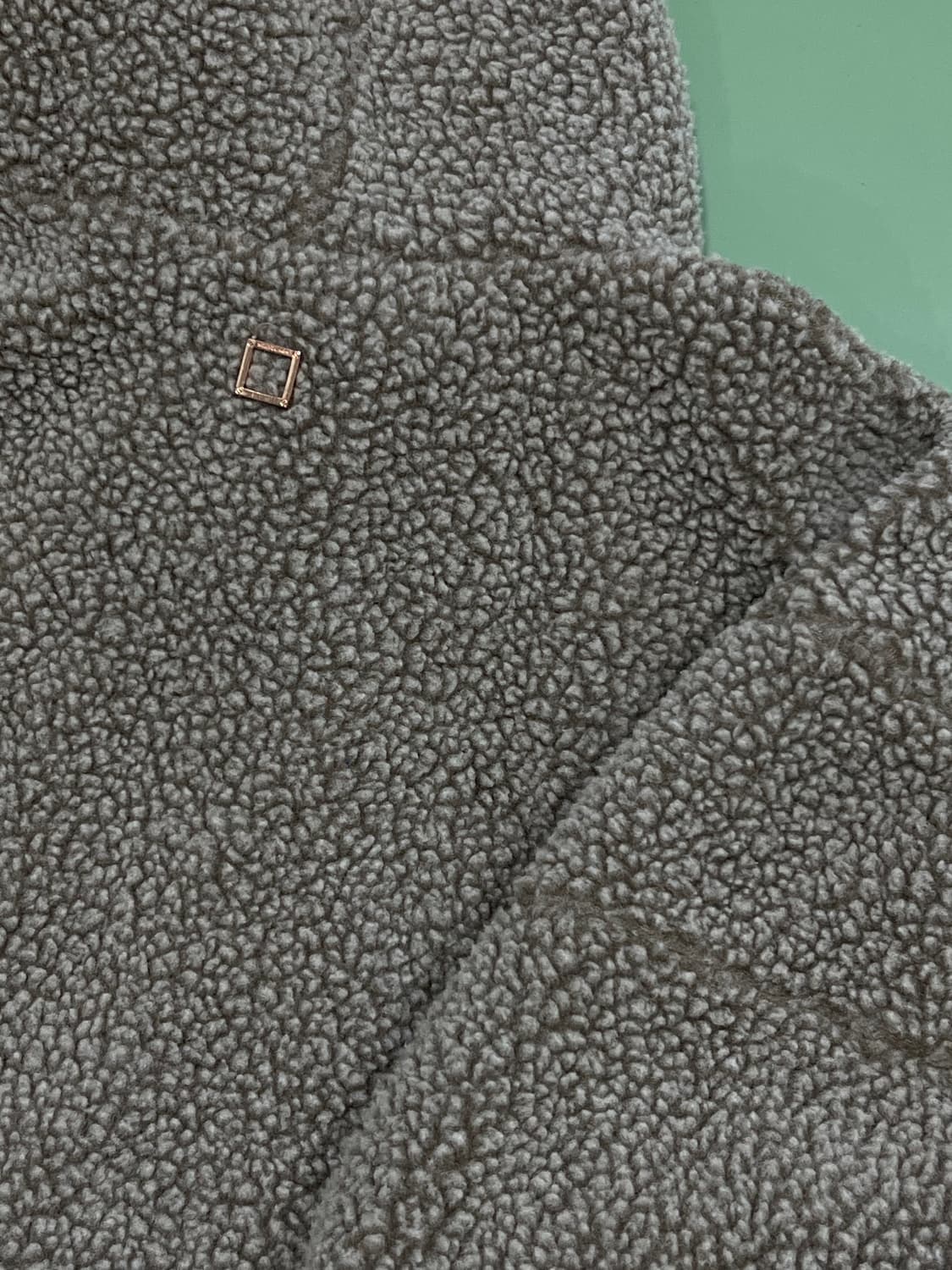 우영미 울 혼방 양털 셰르파 후드 상품이미지6