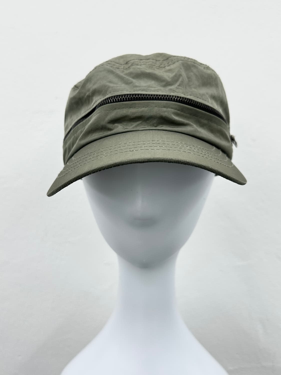 Vintage khaki zipper detail nylon cap  상품이미지6