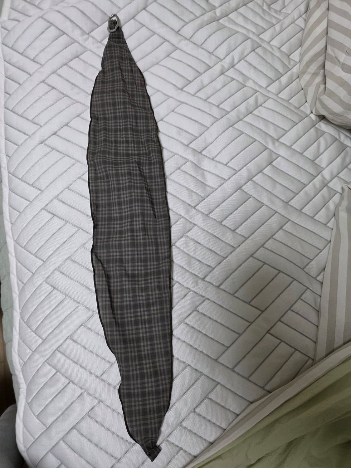 해칭룸 스카프 올리브 색상 상품이미지2