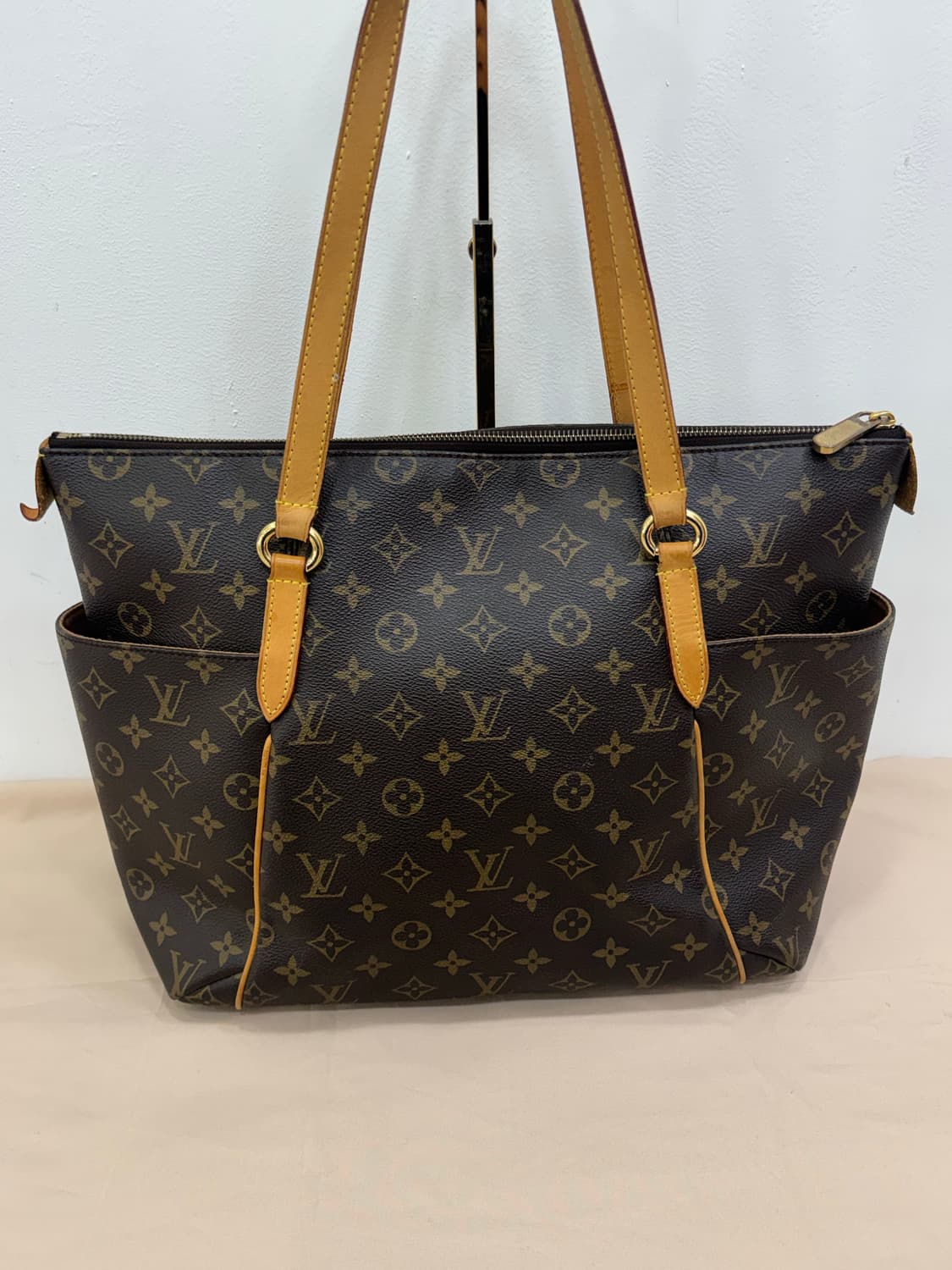 루이비통 토탈리 mm 모노그램  상품이미지3