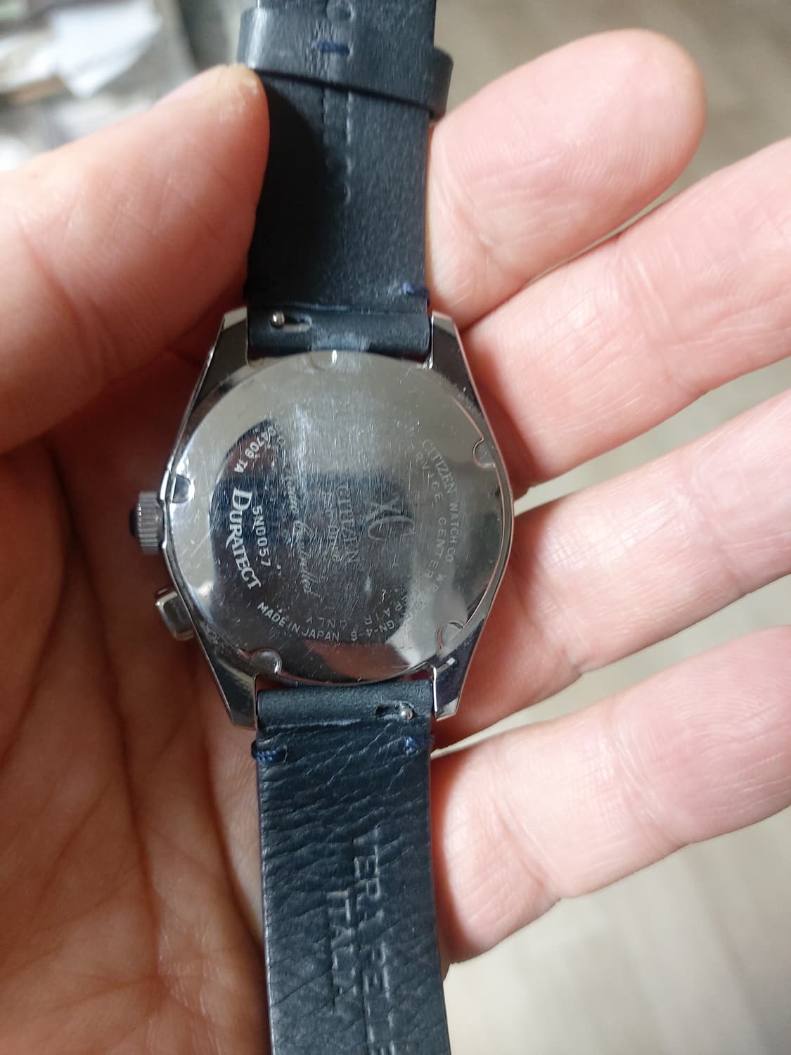 시티즌 XC 라디오 컨트롤 에코드라이브 시계입니다. 깔끔한 디자인에 고급 상품이미지2