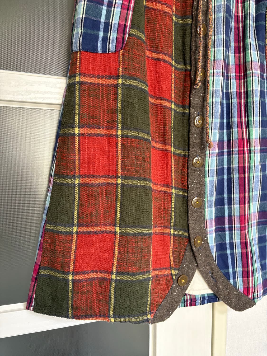 체크 단추 미디 스커트  상품이미지3